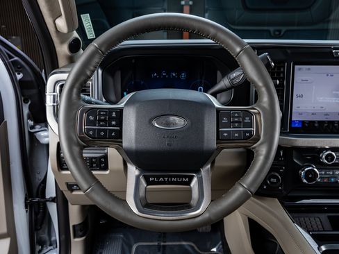 Used 2026 Ford F250 Platinum w/ Platinum Plus Package AWD/4WD image 19