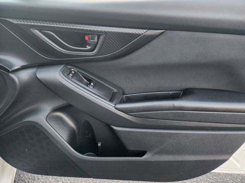 Used 2019 Subaru Impreza 2.0i image 12