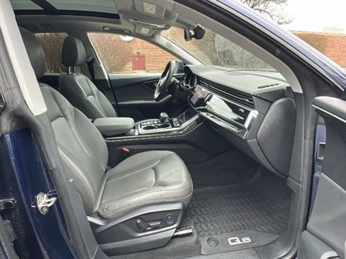 Used 2019 Audi Q8 Prestige image 24