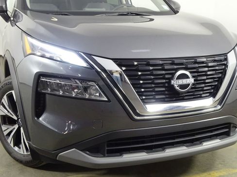 Used 2023 Nissan Rogue SV image 45