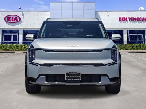Certified 2024 Kia EV9 Land AWD/4WD image 2