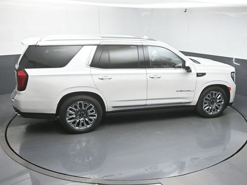Used 2023 GMC Yukon Denali Ultimate AWD/4WD image 49