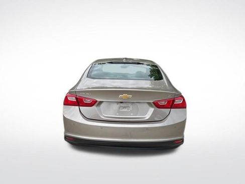 Used 2024 Chevrolet Malibu LT FWD image 4