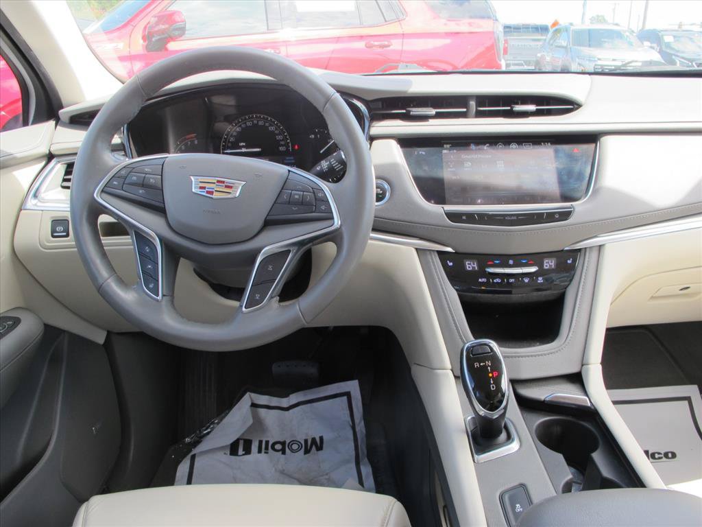 Used 2019 Cadillac XT5 Luxury FWD image 21
