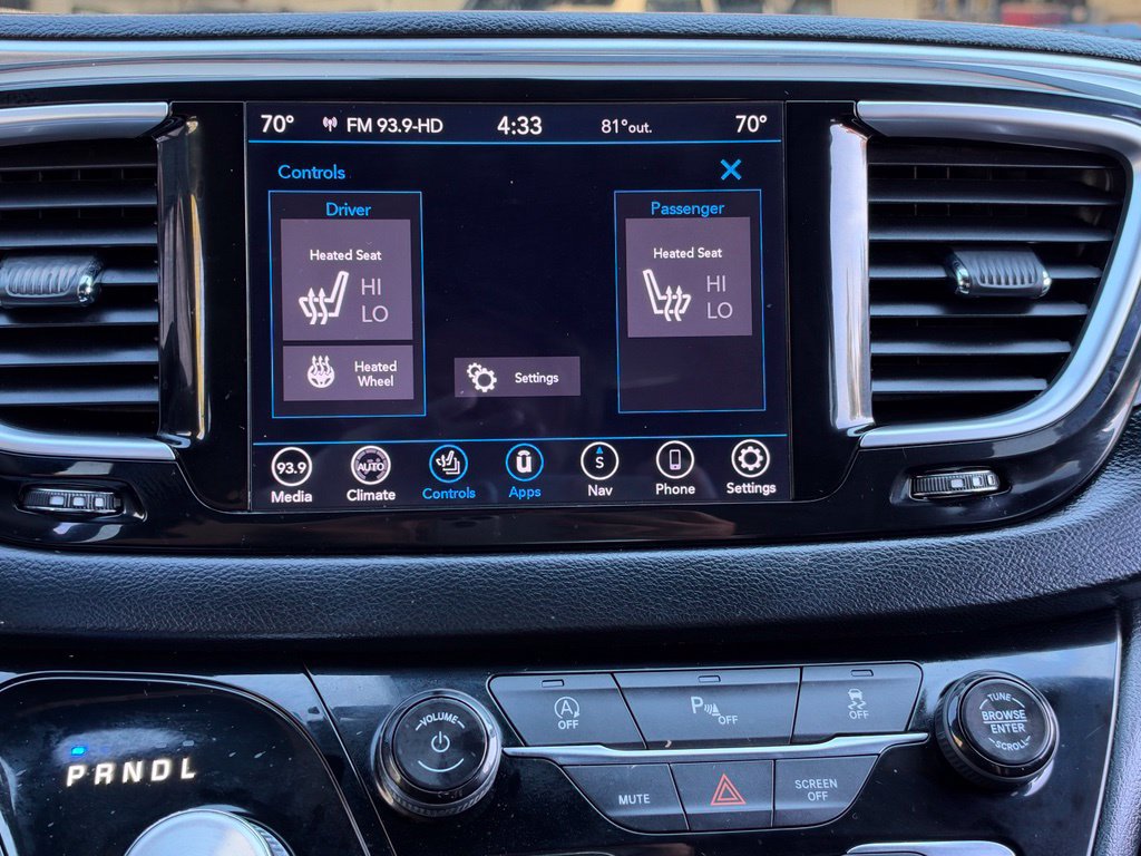Used 2019 Chrysler Pacifica Touring-L w/ S Appearance Package FWD image 31