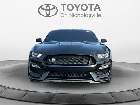 Used 2016 Ford Mustang Shelby GT350 w/ Technology Package RWD image 8