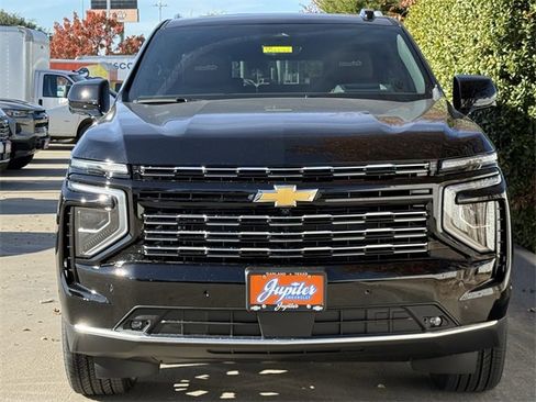 New 2026 Chevrolet Suburban High Country image 6