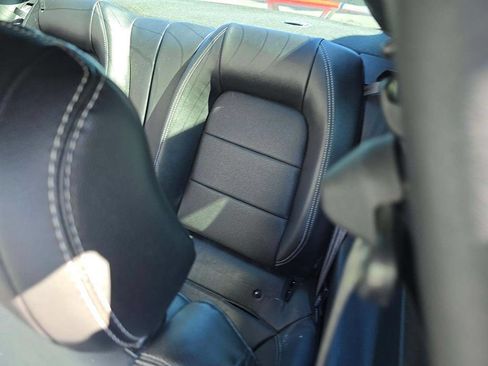 Used 2018 Ford Mustang GT Premium w/ GT Performance Package RWD image 8