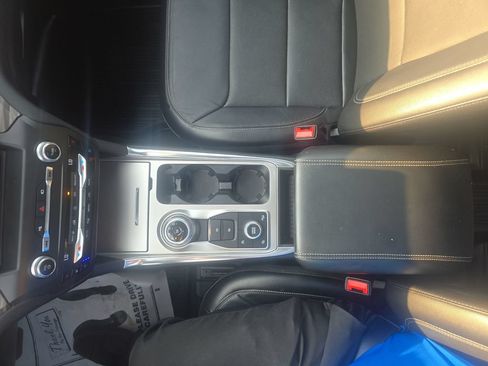 Used 2020 Ford Explorer Limited w/ Class III Trailer Tow Package AWD/4WD image 12