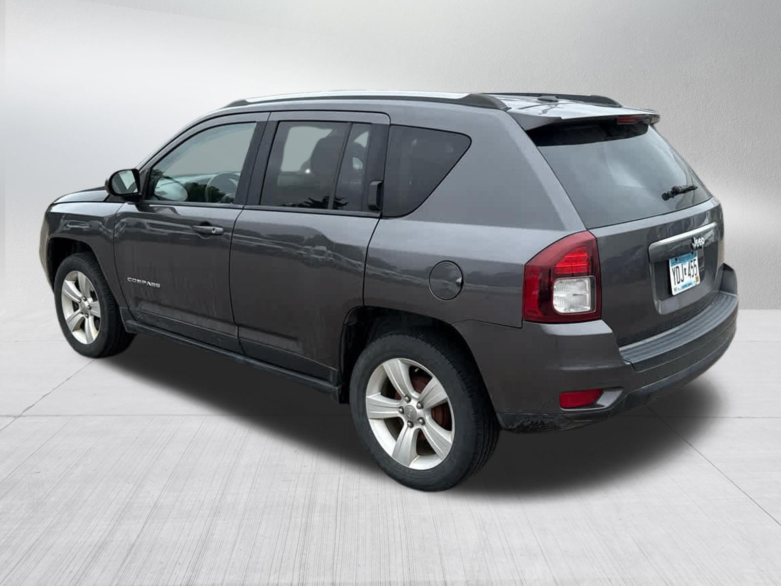 Used 2016 Jeep Compass Sport w/ Power Value Group FWD image 5