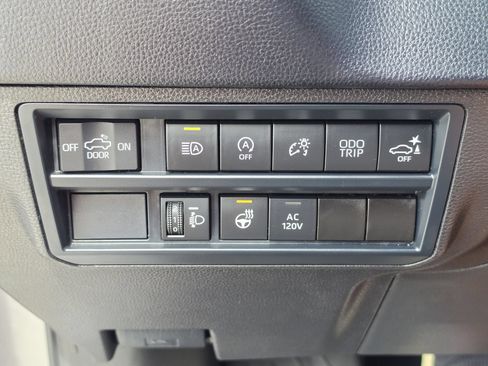 Used 2025 Toyota Tundra SR5 w/ SR5 Premium Package RWD image 28