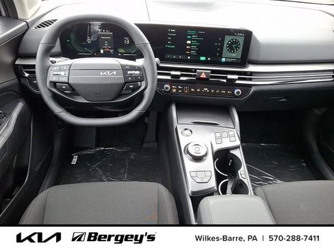 New 2026 Kia Sportage S AWD/4WD image 7