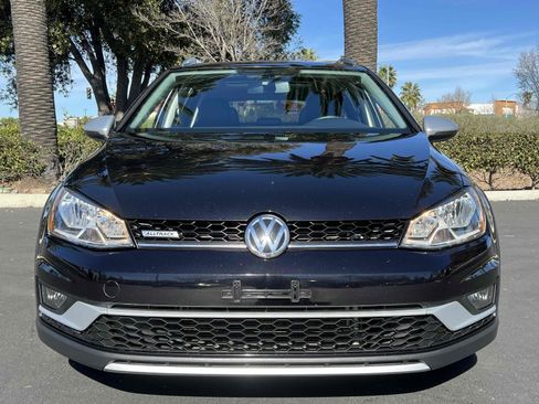 Used 2017 Volkswagen Golf Alltrack SE image 44
