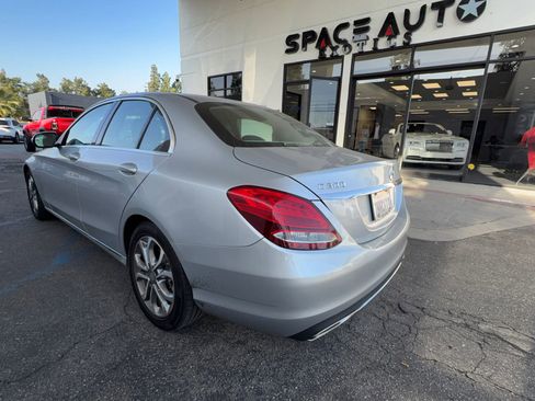 Used 2015 Mercedes-Benz C 300 Sedan image 4