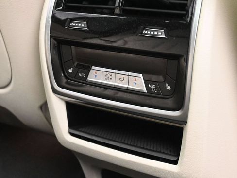 Used 2022 BMW X5 M50i w/ Executive Package AWD/4WD image 20