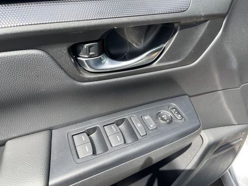 Certified 2025 Honda CR-V LX image 18