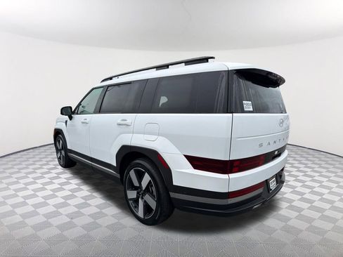Used 2025 Hyundai Santa Fe Limited image 7