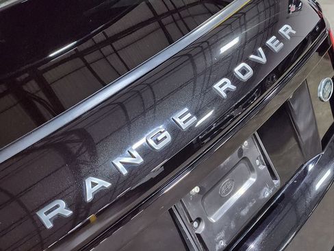 Used 2016 Land Rover Range Rover Evoque SE Premium image 26