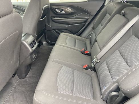 Used 2022 GMC Terrain SLE w/ Driver Convenience Package FWD image 20