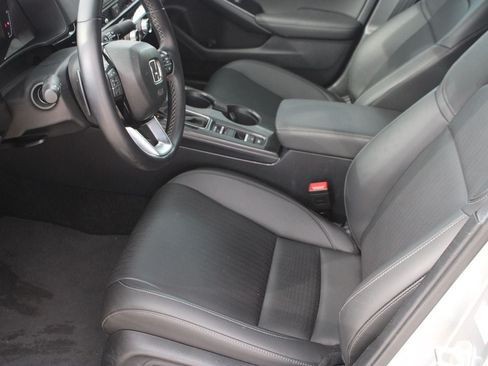 Used 2025 Honda Civic Sport image 10