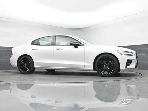 Used 2023 Volvo S60 B5 Plus w/ Climate Package AWD/4WD image 34