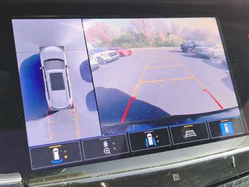 Used 2021 Cadillac XT6 Premium Luxury image 15