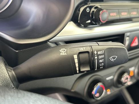 Used 2023 Kia Forte LXS w/ LXS Technology Package image 22