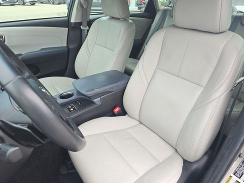 Used 2014 Toyota Avalon XLE Touring FWD image 14