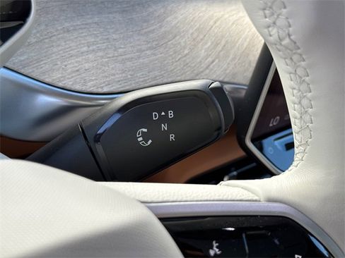 New 2025 Volkswagen ID. Buzz 1st Edition image 38