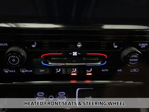 Used 2023 Jeep Grand Cherokee L Limited AWD/4WD image 8