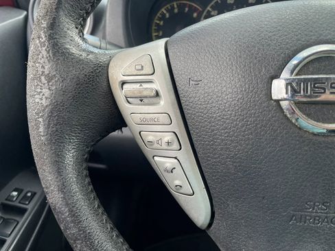 Used 2015 Nissan Versa Note SV FWD image 13