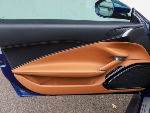 Certified 2022 Ferrari Roma image 33