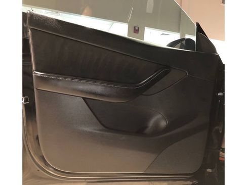 Used 2022 Tesla Model Y Performance image 16