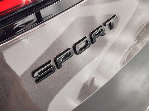 Used 2024 Land Rover Range Rover Sport SE AWD/4WD image 13