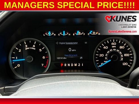 Used 2016 Ford F150 XLT w/ Equipment Group 302A Luxury AWD/4WD image 4