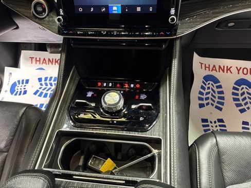 Used 2022 Jeep Wagoneer Series III image 31