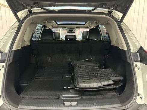 Used 2023 Nissan Rogue SL w/ SL Premium Package AWD/4WD image 13