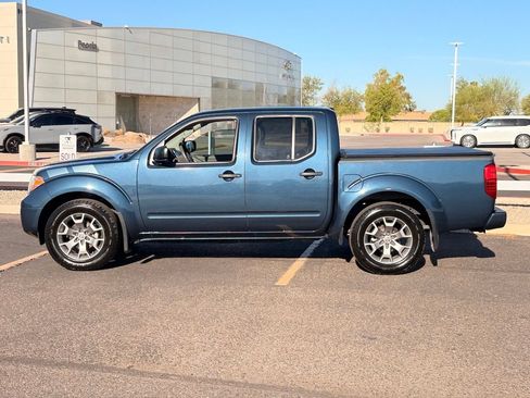 Certified 2020 Nissan Frontier SV RWD image 3