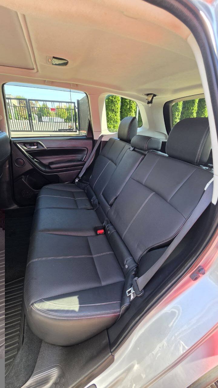Used 2018 Subaru Forester 2.5i Touring w/ Popular Package #2 AWD/4WD image 10