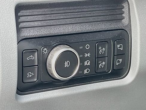 Used 2025 Ford F250 XLT w/ Black Appearance Package AWD/4WD image 10