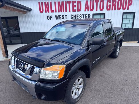 Used 2011 Nissan Titan SV w/ Tow Pkg AWD/4WD image 1