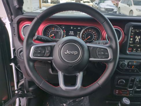 Certified 2023 Jeep Gladiator Rubicon w/ Cold Weather Group image 22