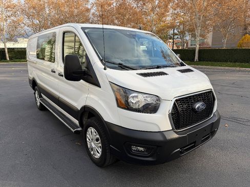 Used 2024 Ford Transit 250 Low Roof w/ Exterior Upgrade Package image 5