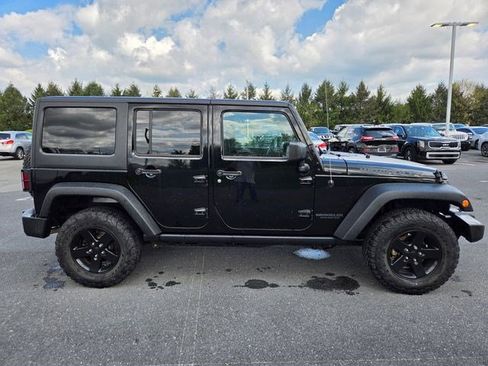 Used 2017 Jeep Wrangler Unlimited Sport image 15