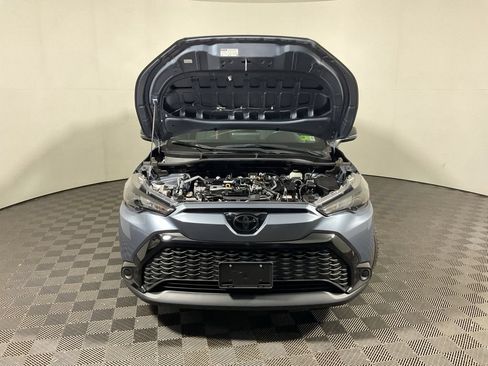 Used 2024 Toyota Corolla Cross AWD Hybrid image 8