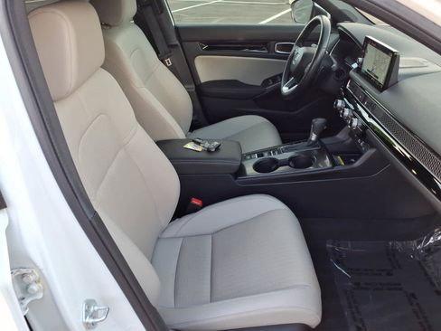 Used 2024 Honda Civic Sport Touring image 18