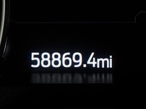 Used 2021 Ford F250 Lariat w/ Lariat Ultimate Package image 19