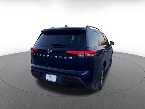 Used 2025 Nissan Pathfinder SV image 14