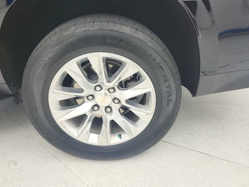 Used 2024 Chevrolet Tahoe Premier w/ Premium Package RWD image 41