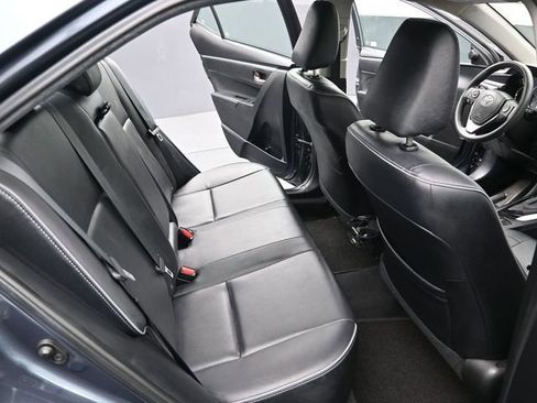 Used 2015 Toyota Corolla LE Premium image 28